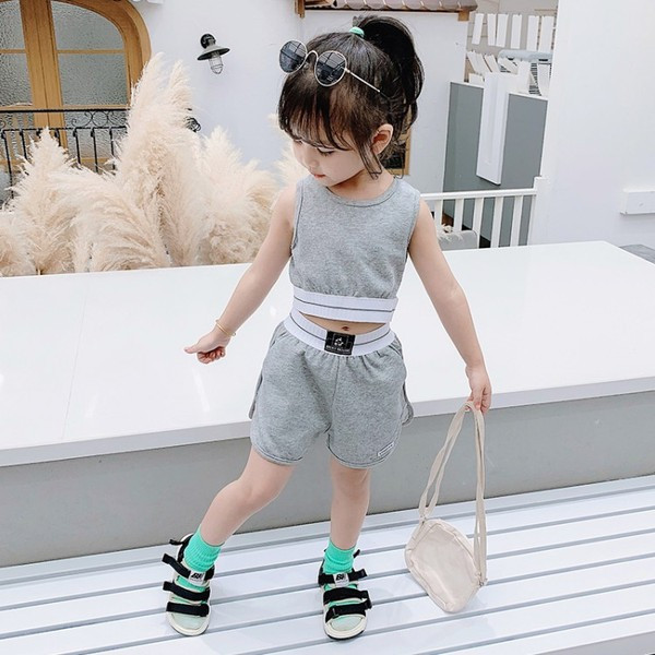 Naiste kaheosaline spordikomplekt elastse vöökohaga