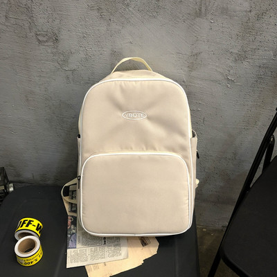 Női mindennapi hátizsák nagy első zsebbel