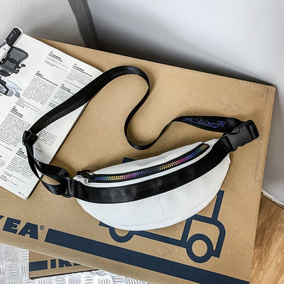 Μοντέρνα ανδρική τσάντα από οικολογικό δέρμα με φερμουάρ