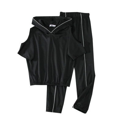Sieviešu sporta komplekts no divām daļām ar kapuci un atkailinātiem pleciem