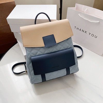 Μοντέρνο γυναικείο σακίδιο με δερμάτινα λουράκια