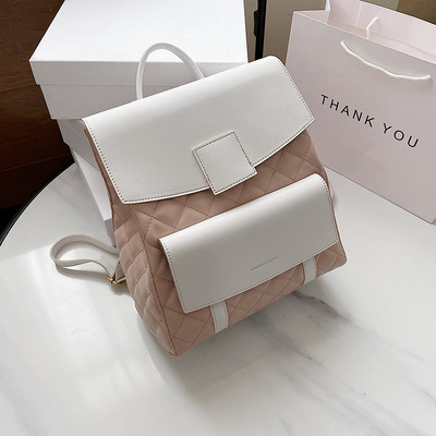 Μοντέρνο γυναικείο σακίδιο με δερμάτινα λουράκια