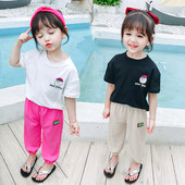 Gyerekkészlet hosszú nadrágból és blúzból, rövid ujjal és hímzéssel