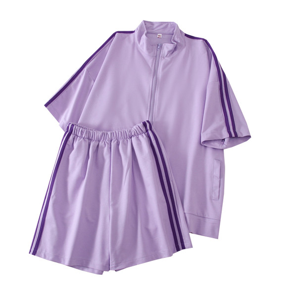 Kahest osast koosnev ääristusega naiste spordikomplekt