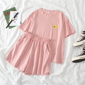 Sieviešu sporta komplekts no divām daļām ar aplikāciju