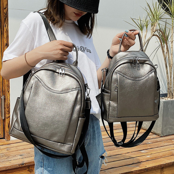 Napi női hátizsák cipzárral és rövid fogantyúval