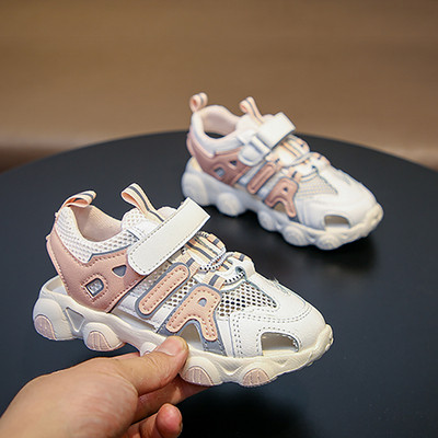 Kareda tallaga vabaaja sandaalid poistele