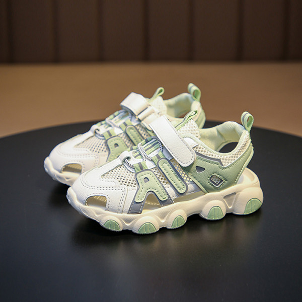 Kareda tallaga vabaaja sandaalid poistele