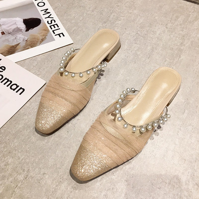 Stilīgs sieviešu čību smails modelis ar pērlēm