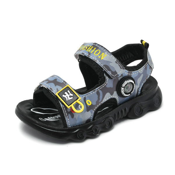 Gyermek terepszínű szandál matricákkal fiúknak