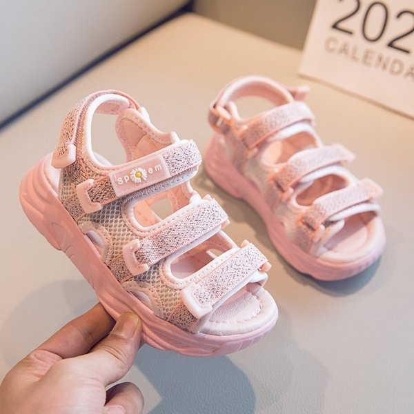 Hímzett hétköznapi gyerekszandál fiúknak