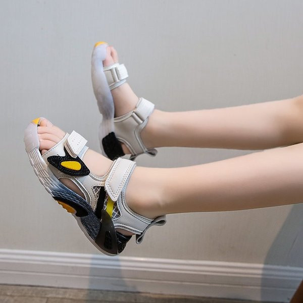 Modern, matricás gyerekszandál fiúknak