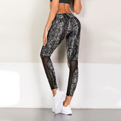 Pikad naiste retuusid kõrge vöökoha ja võrguga