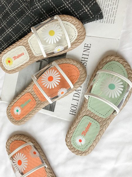 Alkalmi női papucs lapos talppal és rátéttel