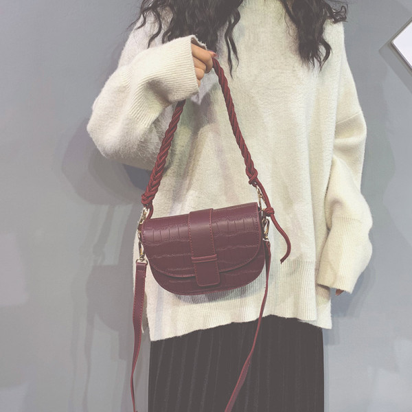 Sieviešu moderna ādas soma ar īsu rokturi