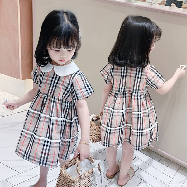 Modern kockás gyerekruha rövid ujjal és gallérral