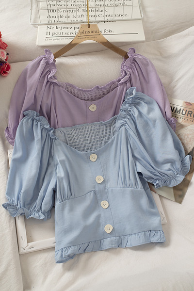 Cămașă de damă cu nasturi și mâneci largi