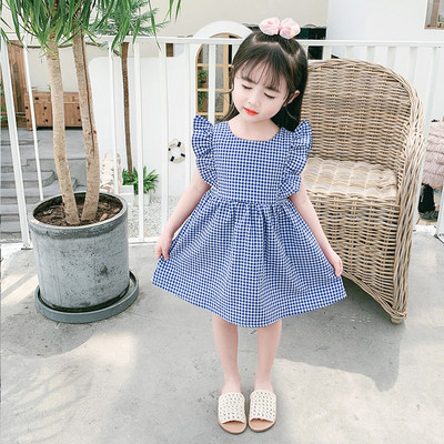 Ruuduline lokkidega lastekleit