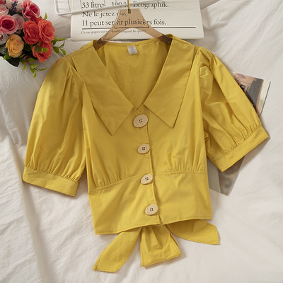 Női ing fűzővel és V-nyakkal