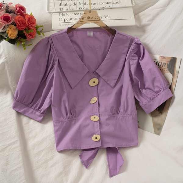 Női ing fűzővel és V-nyakkal