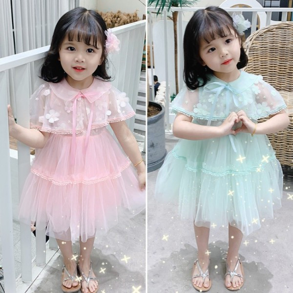 Lühikeste varrukate ja 3D lilledega tüllkleit lastele