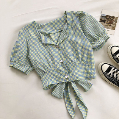 Alkalmi női ing rövid ujjal és nyakkendővel