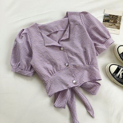 Alkalmi női ing rövid ujjal és nyakkendővel