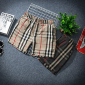 Meeste praegused ruudulised lühikesed püksid