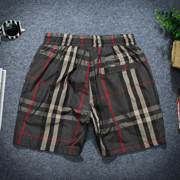 Meeste praegused ruudulised lühikesed püksid