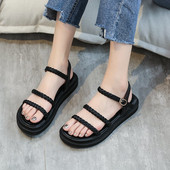 Alkalmi női szandál vékony pánttal és lapos talppal