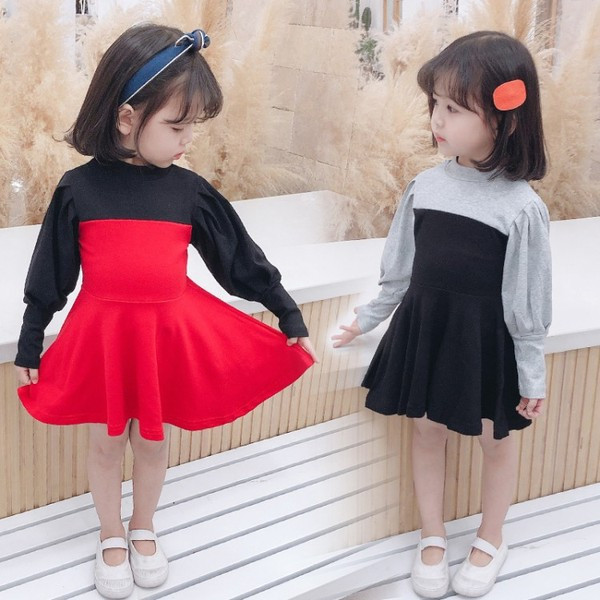 Kéttónusú gyerekruha hosszú ujjal, ovális nyakkivágással