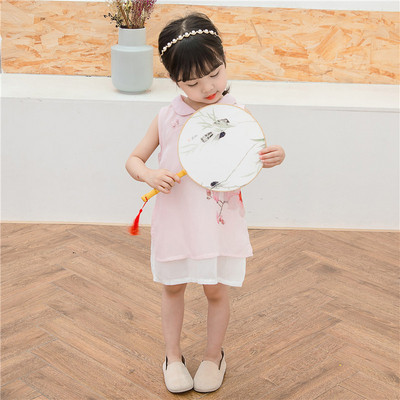 Suvine krae ja trükiga lastekleit