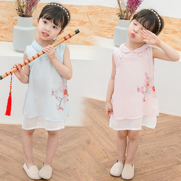 Suvine krae ja trükiga lastekleit