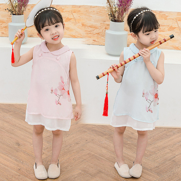 Suvine krae ja trükiga lastekleit