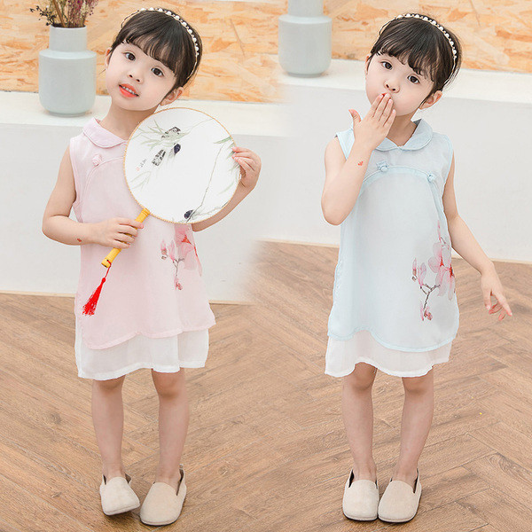 Suvine krae ja trükiga lastekleit