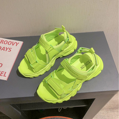 Sieviešu sporta sandales ar raupju zoli un velcro