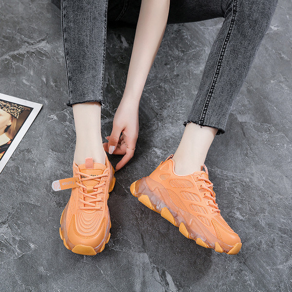 Γυναικεία αθλητικά αθλητικά παπούτσια με τραχιά σόλα