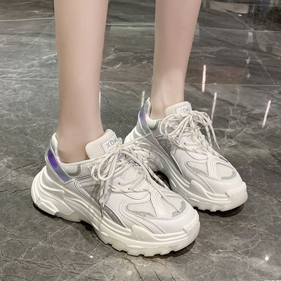 Sieviešu sporta un ikdienas kedas ar krāsainām zolēm