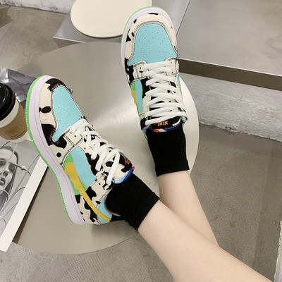 Színes női alkalmi tornacipő lapos talppal