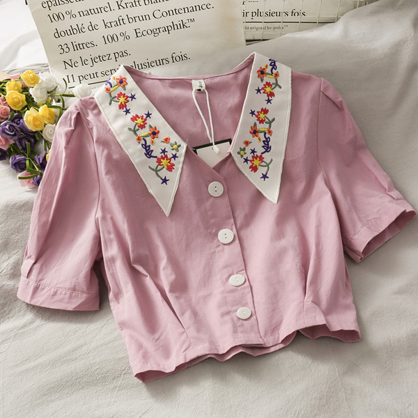 Retro stílusú női ing hímzéssel és gombokkal