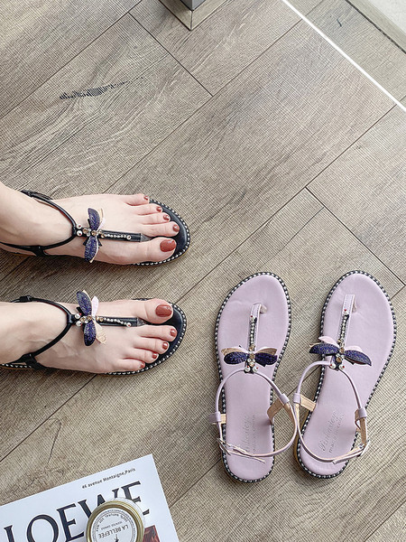 Modern női szandál az orr felett, 3D díszítéssel