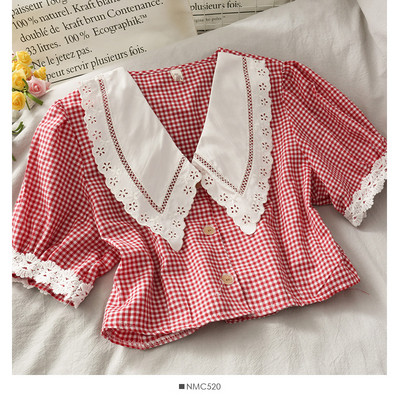 Kockás női ing csipkével és spitz nyakkivágással