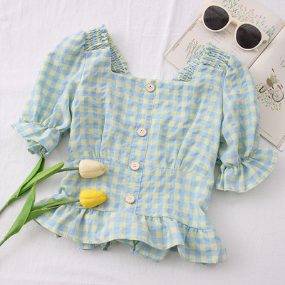 Naiste vabaaja särk kandilise dekoltee ja nööpidega