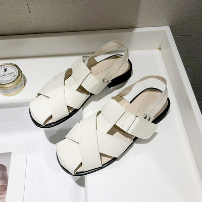 Stílusos női szandál eko bőrből