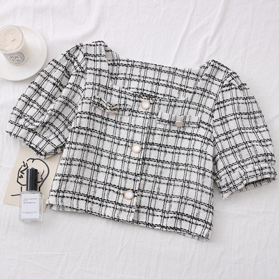 Modern női ing négyzet alakú nyakkivágással és rövid ujjal