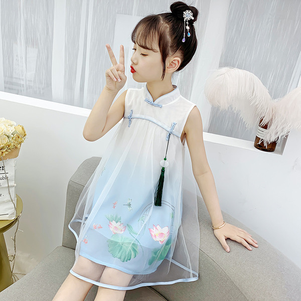 Modern gyerekruha alacsony gallérral és tüll mintával