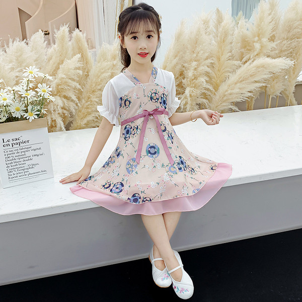 Modern gyerekruha rövid ujjú virágmintával