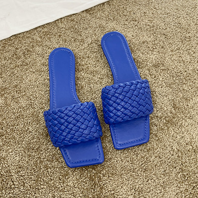 Lameda tallaga naiste vabaaja susside uus mudel