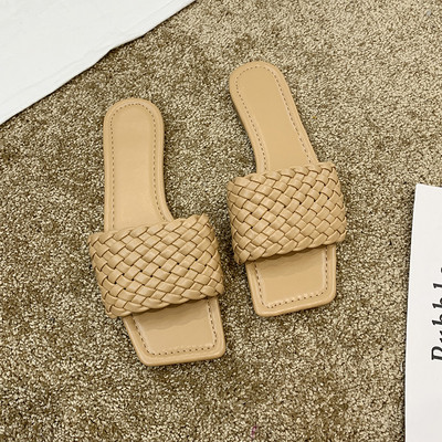 Lameda tallaga naiste vabaaja susside uus mudel