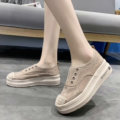 Naiste vabaaja lameda tallaga pitsist kingad